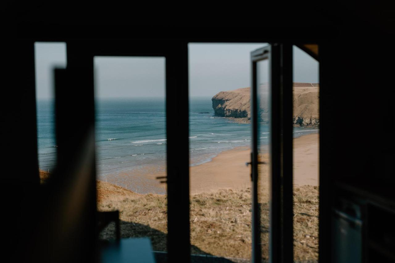 ホテル Strathy Bay Pods エクステリア 写真